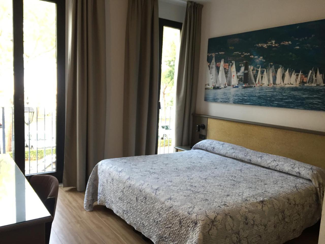 Hotel Plaza 3*